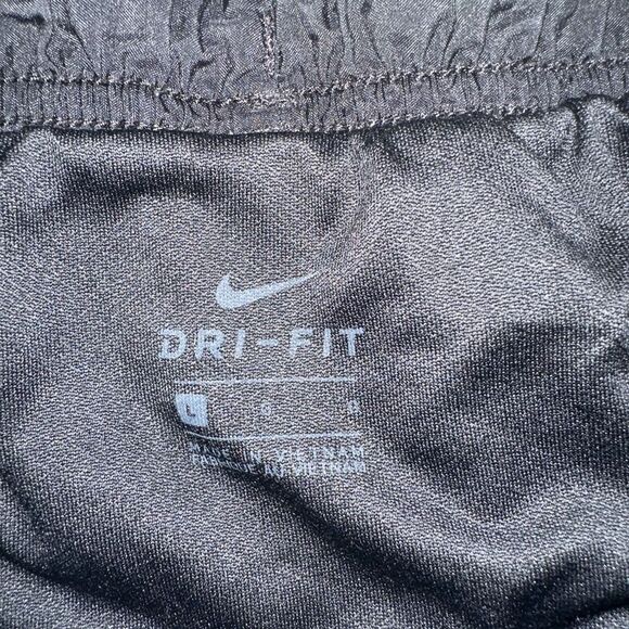 Nike Dri Fit Tempo Womens Large Black Lined Running Shorts EUC - Picture 3 of 3